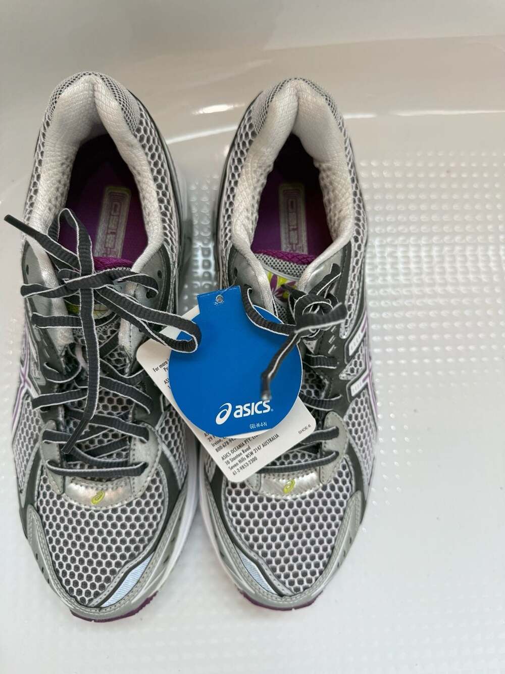 Asics Women's GT-2160 Carbon White Plum Running Shoes Size 8.5. New With Tags In